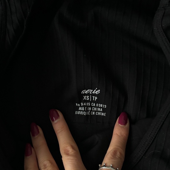 Black Ribbed Crop Top - Picture 2 of 4